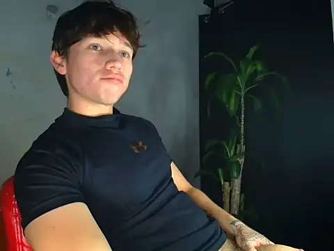 Logan sixxer online show from 11/21/25, 11:03