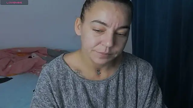 Snapshot of KatyNolann chatting on 10/26/25, 08:20 KatyNolann online show from 10/26/25, 08:20