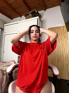 Snapshot of Babylovetiernax chatting on 11/07/25, 05:57 Babylovetiernax online show from 11/07/25, 05:57