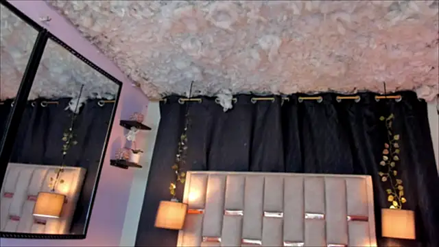 Snapshot of Hanzking01 chatting on 10/25/25, 03:14 Hanzking01 online show from 10/25/25, 03:14