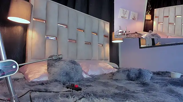 Snapshot of Hanzking01 chatting on 10/30/25, 04:03 Hanzking01 online show from 10/30/25, 04:03