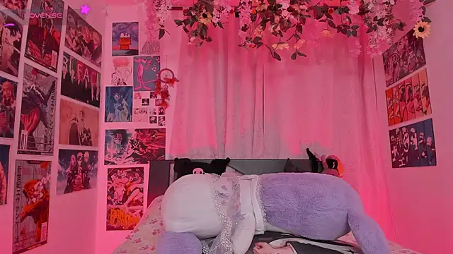 FluffyMelons online show from 04/03/26, 11:03