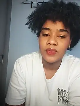 Snapshot of Maaaar_ chatting on 10/22/25, 02:50 Maaaar online show from 10/22/25, 02:50