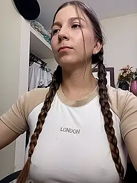 Arianna Moss online show from 04/08/26, 02:22