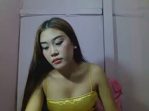 YourWildestDoll online show from 07/28/26, 08:52