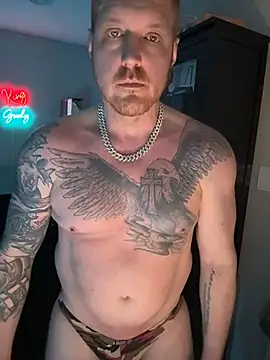 CloudyKingG online show from 04/17/26, 05:54