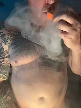 CloudyKingG online show from 06/25/26, 03:27