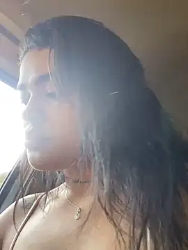 Snapshot of DulceDuarte chatting on 02/11/26, 08:36 DulceDuarte online show from 02/11/26, 08:36