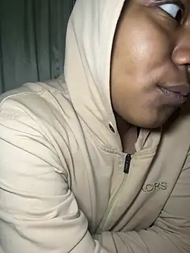 chocolatito-ho online show from 03/07/26, 03:36