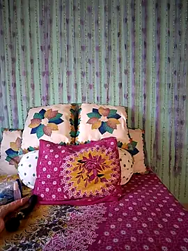 Snapshot of Ishu_Lovee chatting on 04/15/26, 05:36 Ishu Lovee online show from 04/15/26, 05:36