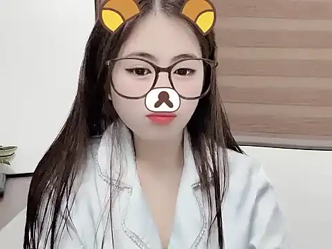 Snapshot of Amelia-babee chatting on 09/15/25, 11:32 Amelia-babee online show from 09/15/25, 11:32