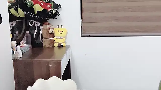 Snapshot of Amelia-babee chatting on 10/21/25, 01:23 Amelia-babee online show from 10/21/25, 01:23