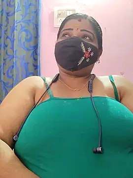 lathikaqueentamil online show from 09/28/25, 05:40