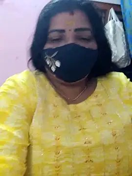 lathikaqueentamil online show from 10/14/25, 04:19