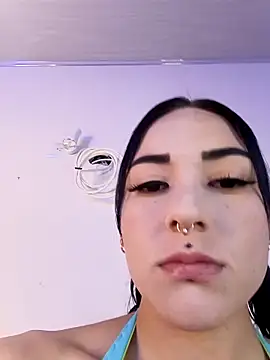 Madison charlotte online show from 09/18/25, 07:21