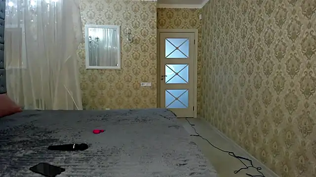 sofielovely  online show from 10/14/25, 11:44