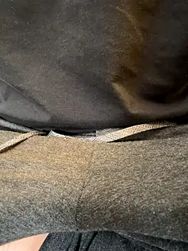 Snapshot of donvergamx chatting on 09/13/25, 03:34 donvergamx online show from 09/13/25, 03:34