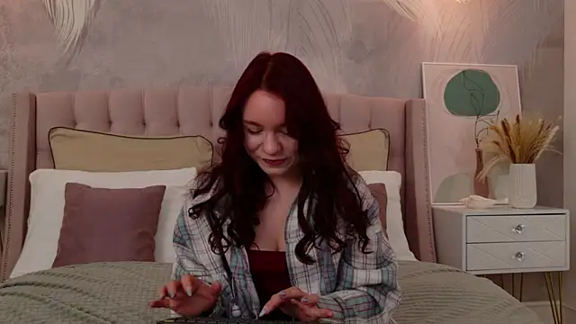 Snapshot of NoraHaynes chatting on 06/10/26, 02:12 NoraHaynes online show from 06/10/26, 02:12