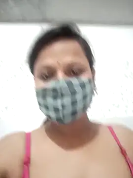 Snapshot of shalubhabhi69 chatting on 09/18/25, 05:59 shalubhabhi69 online show from 09/18/25, 05:59