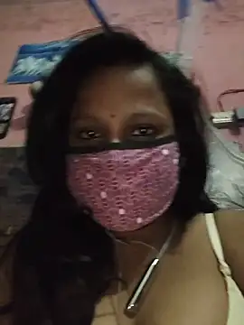 Snapshot of shalubhabhi69 chatting on 11/14/25, 08:07 shalubhabhi69 online show from 11/14/25, 08:07