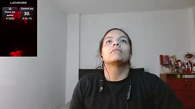 Snapshot of Megan_Milf__ chatting on 02/16/26, 09:44 Megan Milf online show from 02/16/26, 09:44