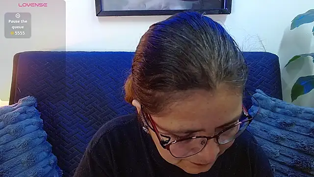 Linda banks  online show from 09/25/25, 01:20