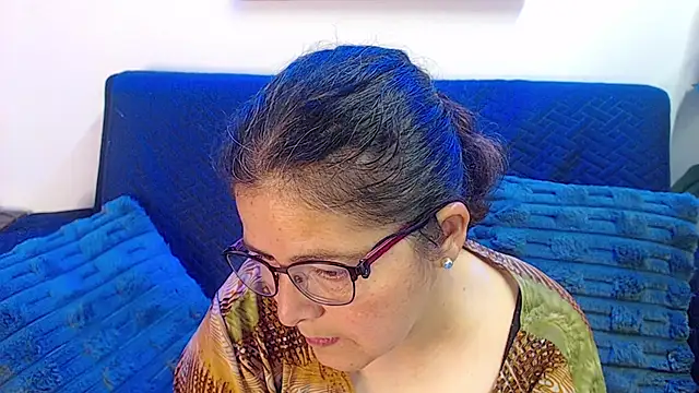 Linda banks  online show from 12/15/25, 01:54