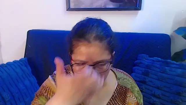 Linda banks  online show from 02/02/26, 01:37