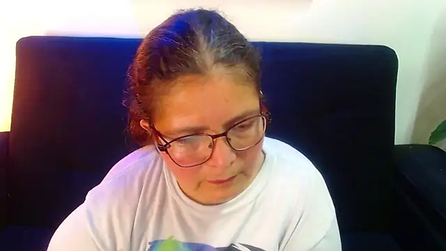 Linda banks  online show from 05/24/26, 01:43