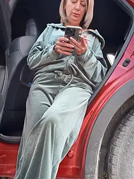 Milena-MilfaXXX online show from 11/23/25, 06:13