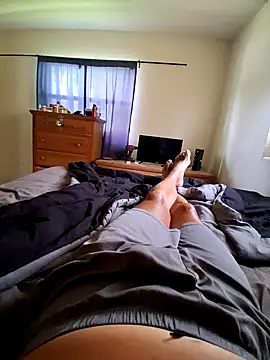 Snapshot of pullitoff chatting on 09/17/25, 03:24 pullitoff online show from 09/17/25, 03:24