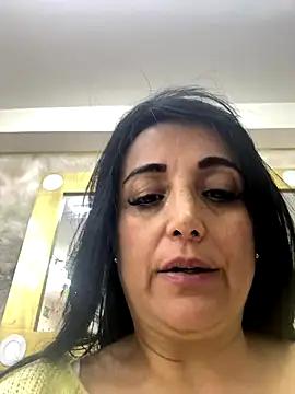 Snapshot of hotadhara01 chatting on 12/19/25, 09:55 hotadhara01 online show from 12/19/25, 09:55