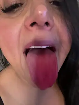 hotadhara01 online show from 04/09/26, 02:33