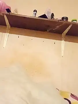 Snapshot of 125Delfin90 chatting on 11/08/25, 05:07 125Delfin90 online show from 11/08/25, 05:07