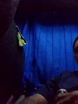 Snapshot of 125Delfin90 chatting on 12/19/25, 08:21 125Delfin90 online show from 12/19/25, 08:21