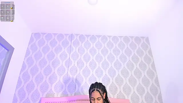 OnlyGia online show from 11/11/25, 08:20