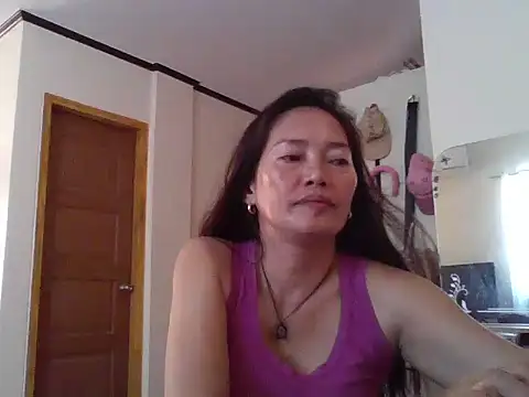 Snapshot of Asianwild_matured4uxx chatting on 11/22/25, 01:26 Asianwild matured4uxx online show from 11/22/25, 01:26