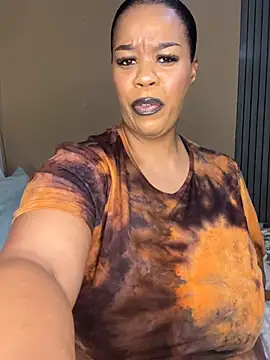 THICKBUNNYCHICKxxx online show from 07/10/26, 08:11