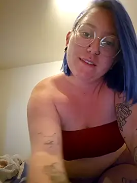 Snapshot of lablonde2025 chatting on 05/08/26, 06:13 lablonde2025 online show from 05/08/26, 06:13