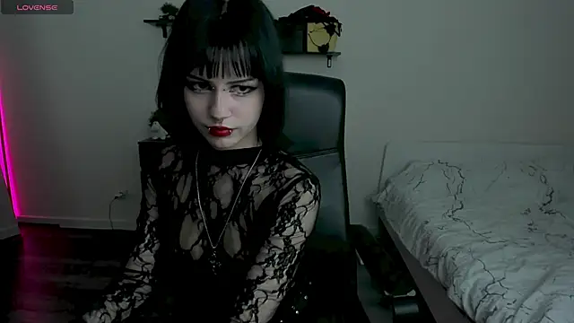 LiyaLuna online show from 02/09/26, 04:00