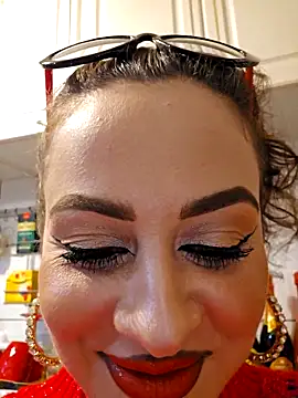 ShineBright88 online show from 02/17/26, 08:59