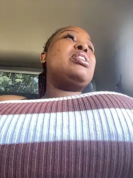 Snapshot of SEXYBOOBS21D chatting on 10/26/25, 11:38 SEXYBOOBS21D online show from 10/26/25, 11:38