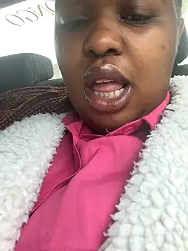 Snapshot of SEXYBOOBS21D chatting on 11/07/25, 08:14 SEXYBOOBS21D online show from 11/07/25, 08:14