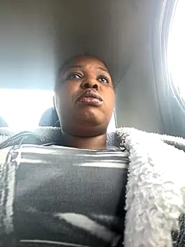 Snapshot of SEXYBOOBS21D chatting on 11/08/25, 10:15 SEXYBOOBS21D online show from 11/08/25, 10:15