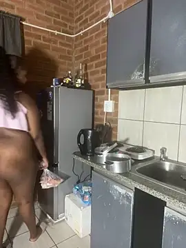 Snapshot of SEXYBOOBS21D chatting on 11/16/25, 04:56 SEXYBOOBS21D online show from 11/16/25, 04:56