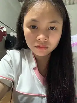 NhuFox online show from 11/07/25, 12:27