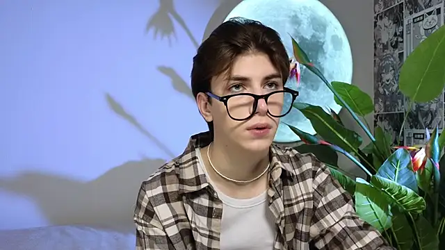 Oliver Starboy online show from 10/07/25, 04:42