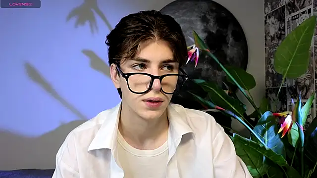 Oliver Starboy online show from 10/09/25, 06:33