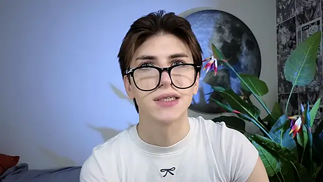 Oliver Starboy online show from 10/10/25, 05:06