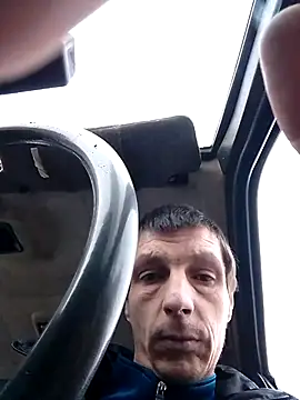 N i k o l a u online show from 12/18/25, 11:38